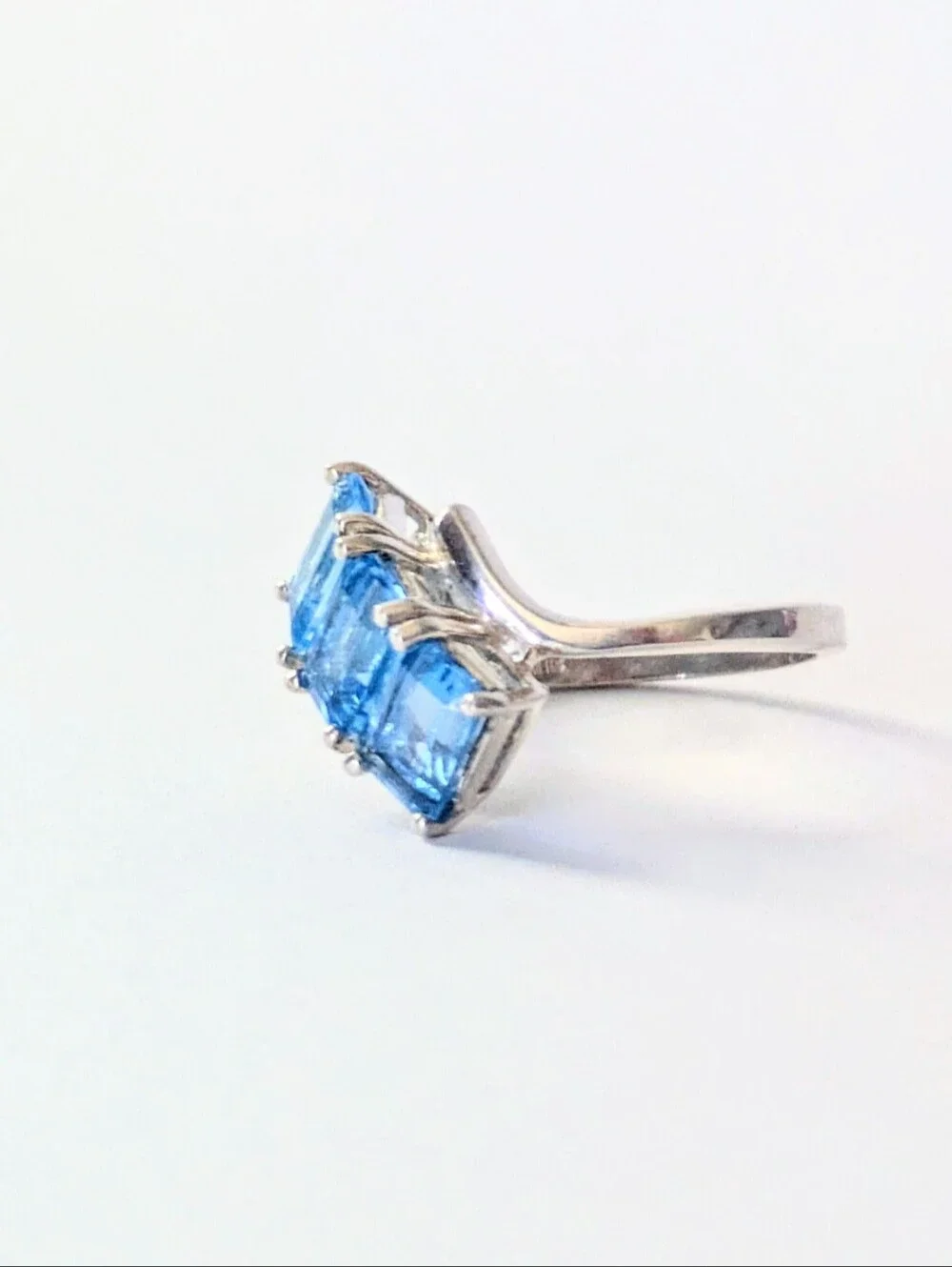 Sterling Silver 3.90 CTW Emerald Cut Swiss Blue Topaz Vintage Ring Size 6.5